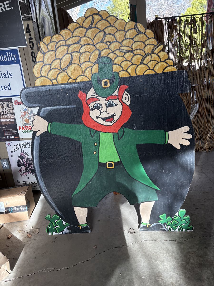 Wood Leprechaun Decoration/Yard Games