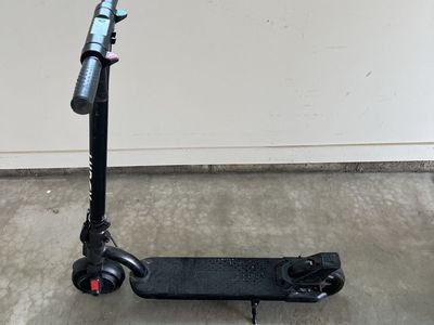 Electric scooter