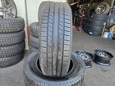 SET 235/65R18 MICHELIN DEFENDER2