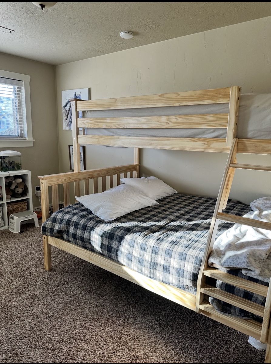 Twin over full bunk bed with trundle