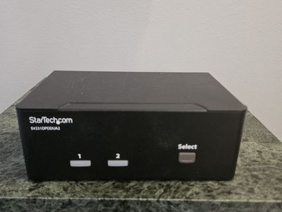 StarTech.com 2-Port KVM Switch with Dual DisplayPort 4K 60Hz - SV231DPDDUA2