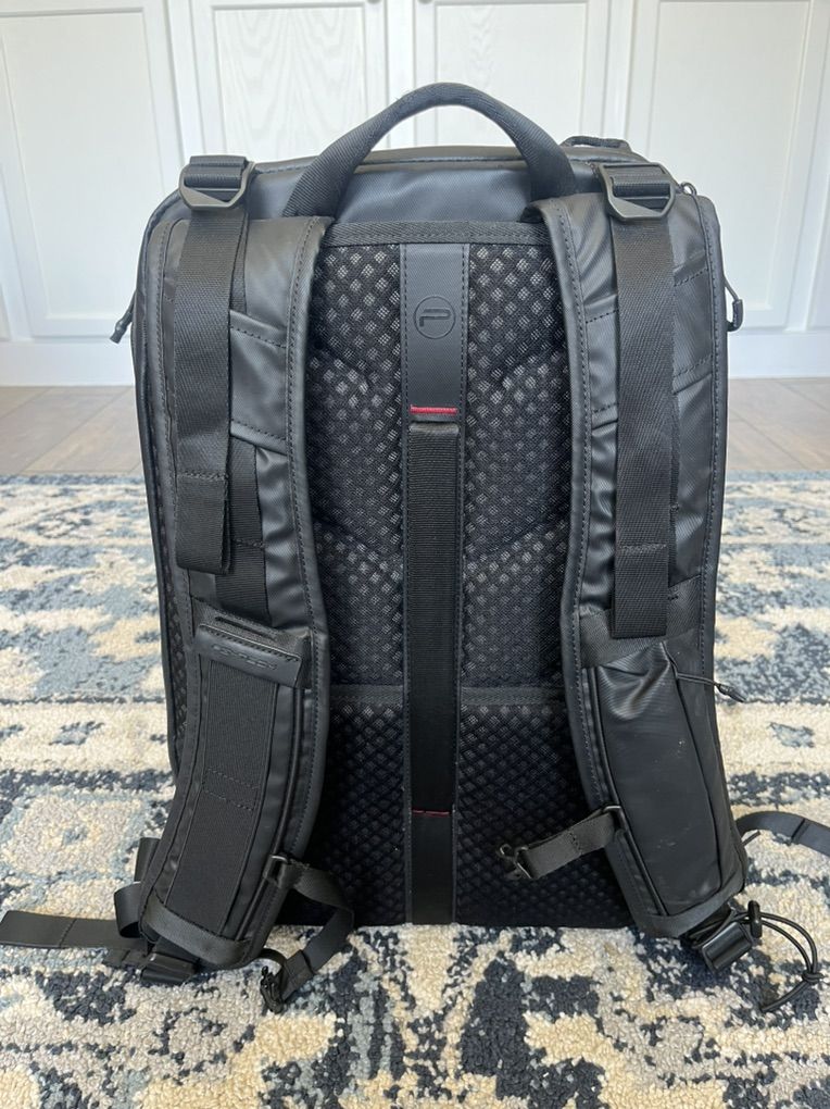 Main image 3