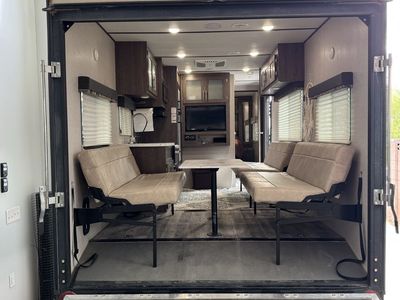 2019 Keystone Hideout 25TH Toy Hauler - Queen Bed, Cold Weather, Solar, Generator