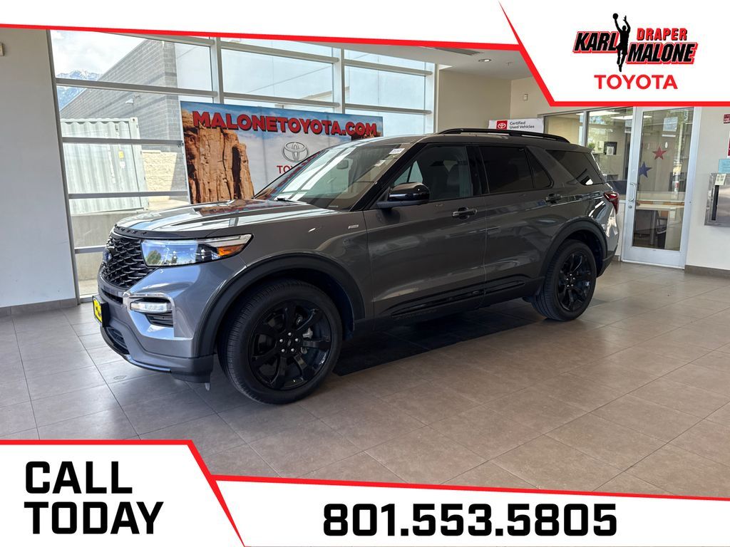2023 Ford Explorer ST-Line