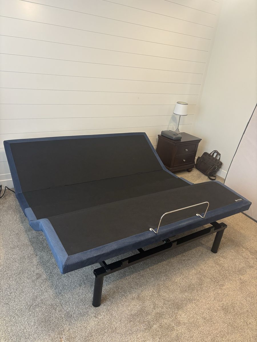 Adjustable Base for A King Mattress 