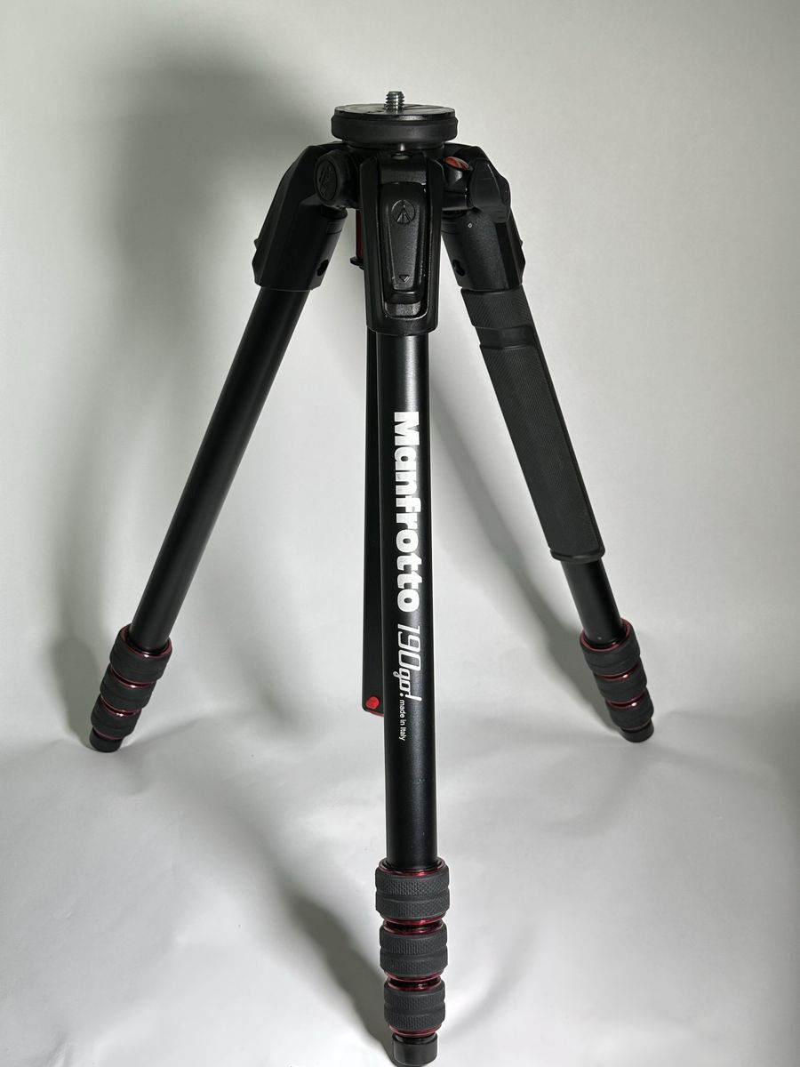 Manfrotto 190go aluminum Tripod