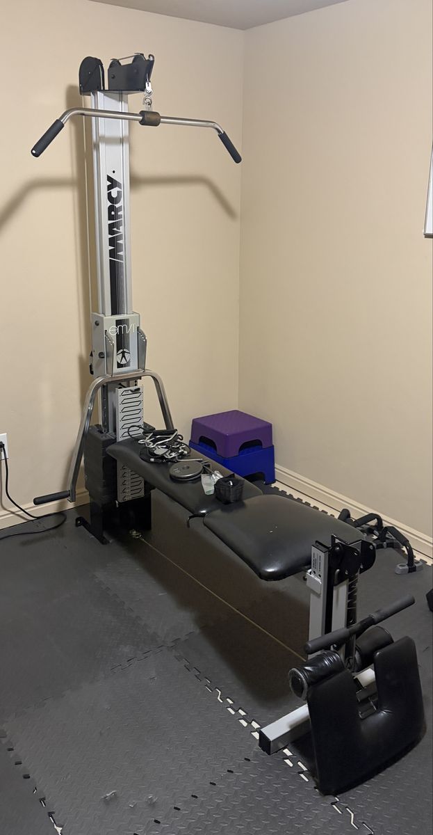 Adjustable Weight Bench with Leg Developer and Preacher Curl Pad