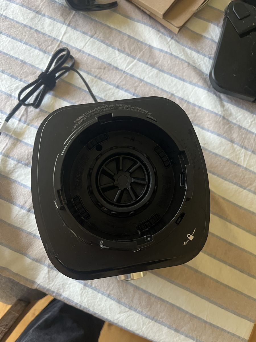 Main image 3