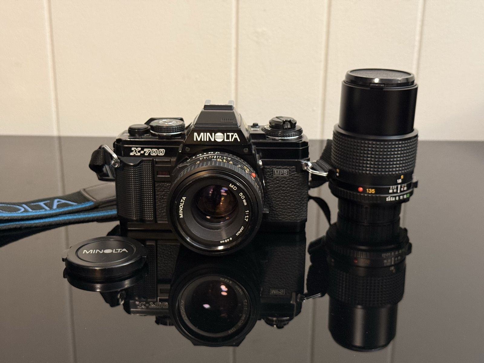 Minolta X-700 35mm SLR Film Camera w/ Minolta MD 50mm f/1.7 & 135mm f/3.5 Lenses