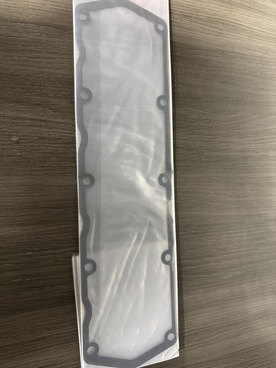 Valve cover base gasket