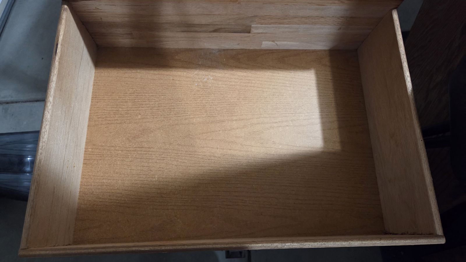 Main image 6