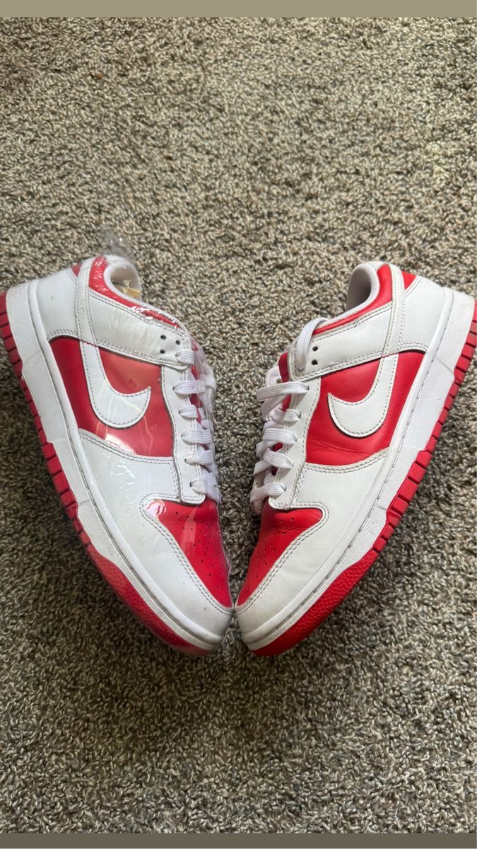 Dunks red championship size 11