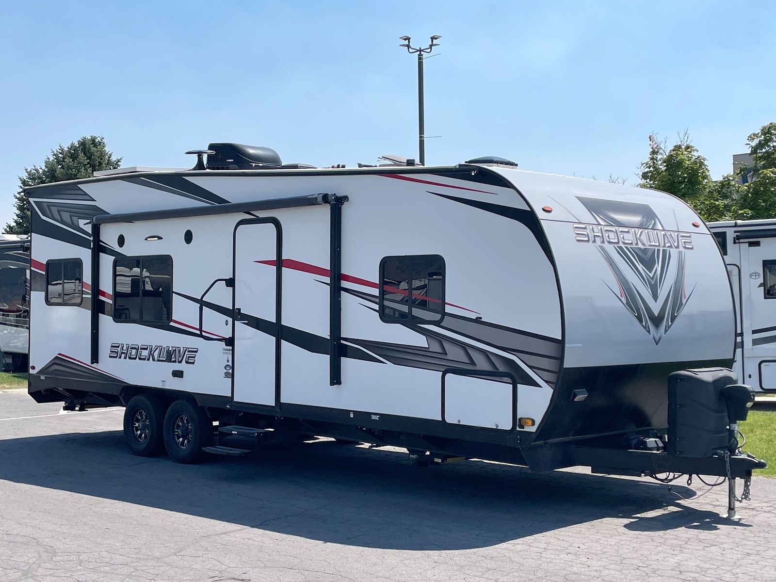 2020 FOREST RIVER SHOCKWAVE 24RQMX