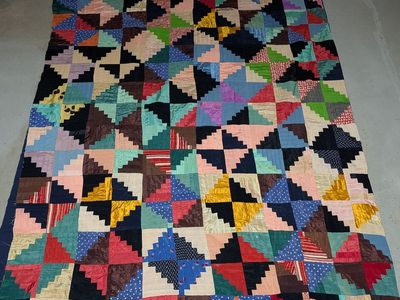 Quilts galore! Lot of 20 Vintage antique quilts