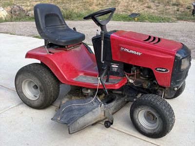 Murray riding mower