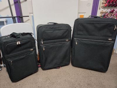 Pierre Cardin Green 3 Piece Luggage Set
