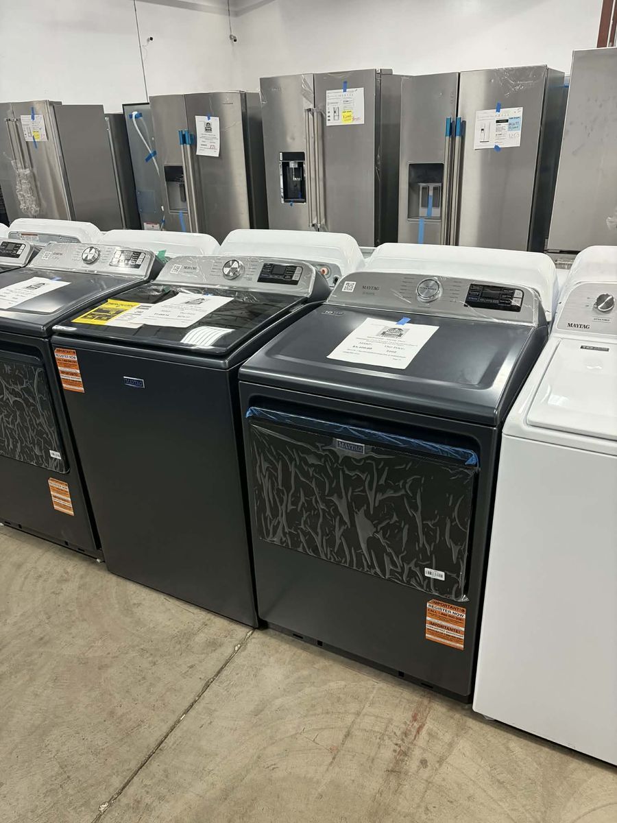 NEW MAYTAG PET PRO TOP LOAD WASHER & ELECTRIC DRYER SET