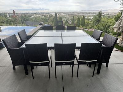Patio dining for up to 10