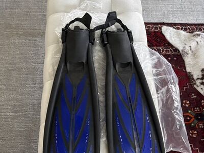 Atomic Scuba DiviNg Fins Split