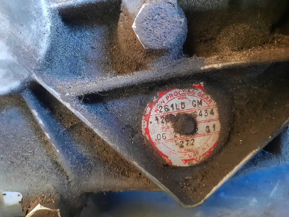 NP261 Manual shift Transfer Case Silverado