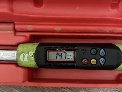 Mac Tools 3/8" Drive Digital torque wrench and dewalt cordless ratchet