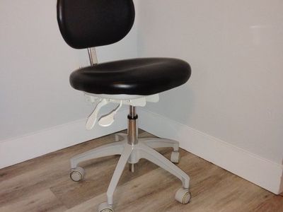 Professional A-dec 421 Dental Doctor/Operator Stool/Chair/Seat-Professional Esthetician/Tattoo Artist Chair