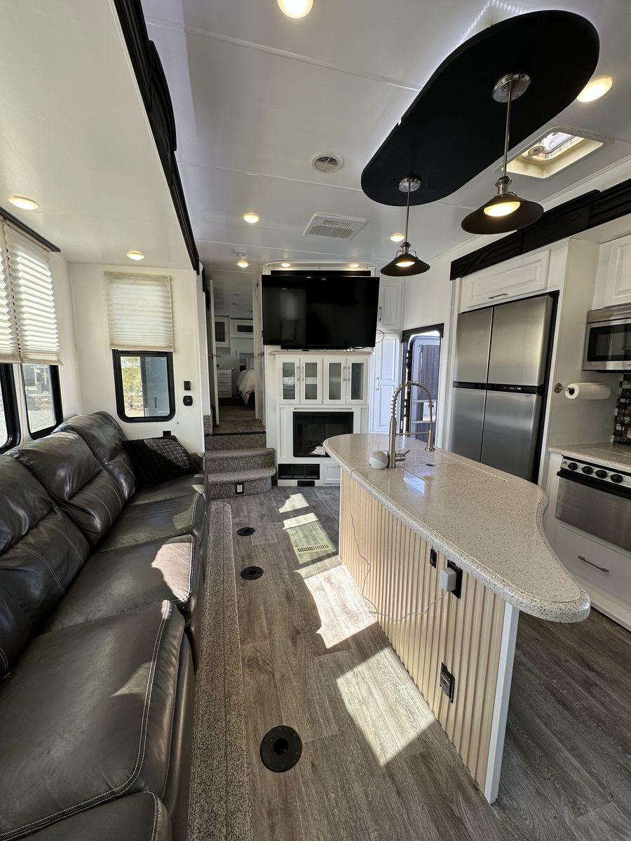 2017 Heartland Cyclone 4250