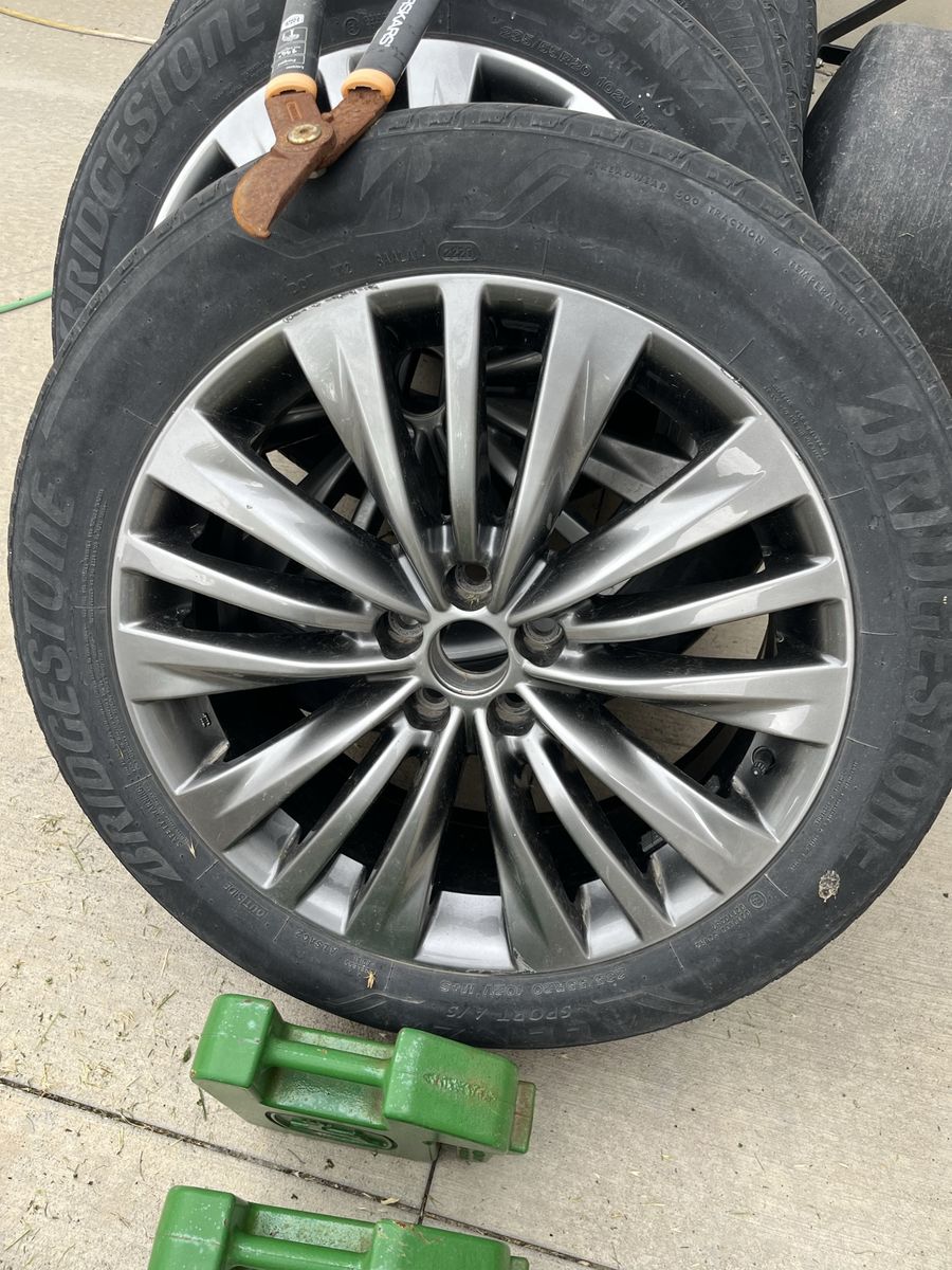 20x8 wheels 20x8 rims Toyota Highlander 5x114 5x114.3