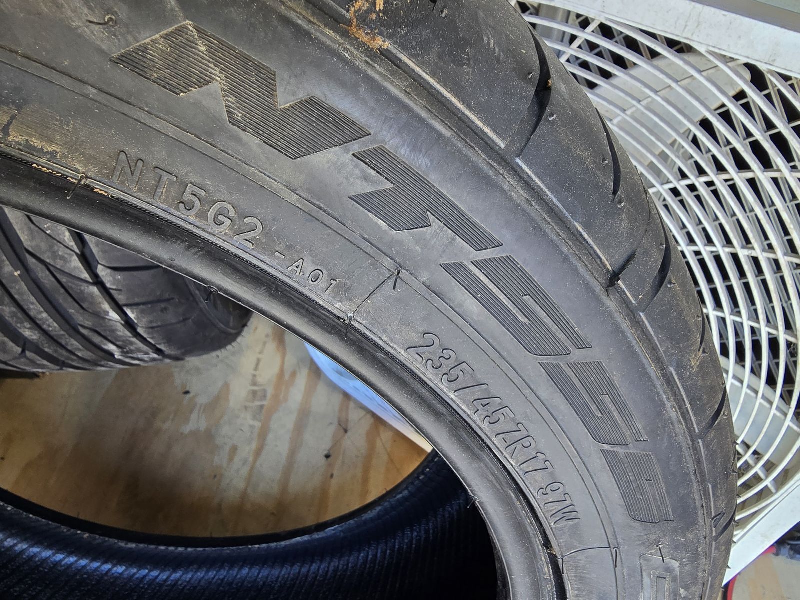 Nitto tires 235/45r17