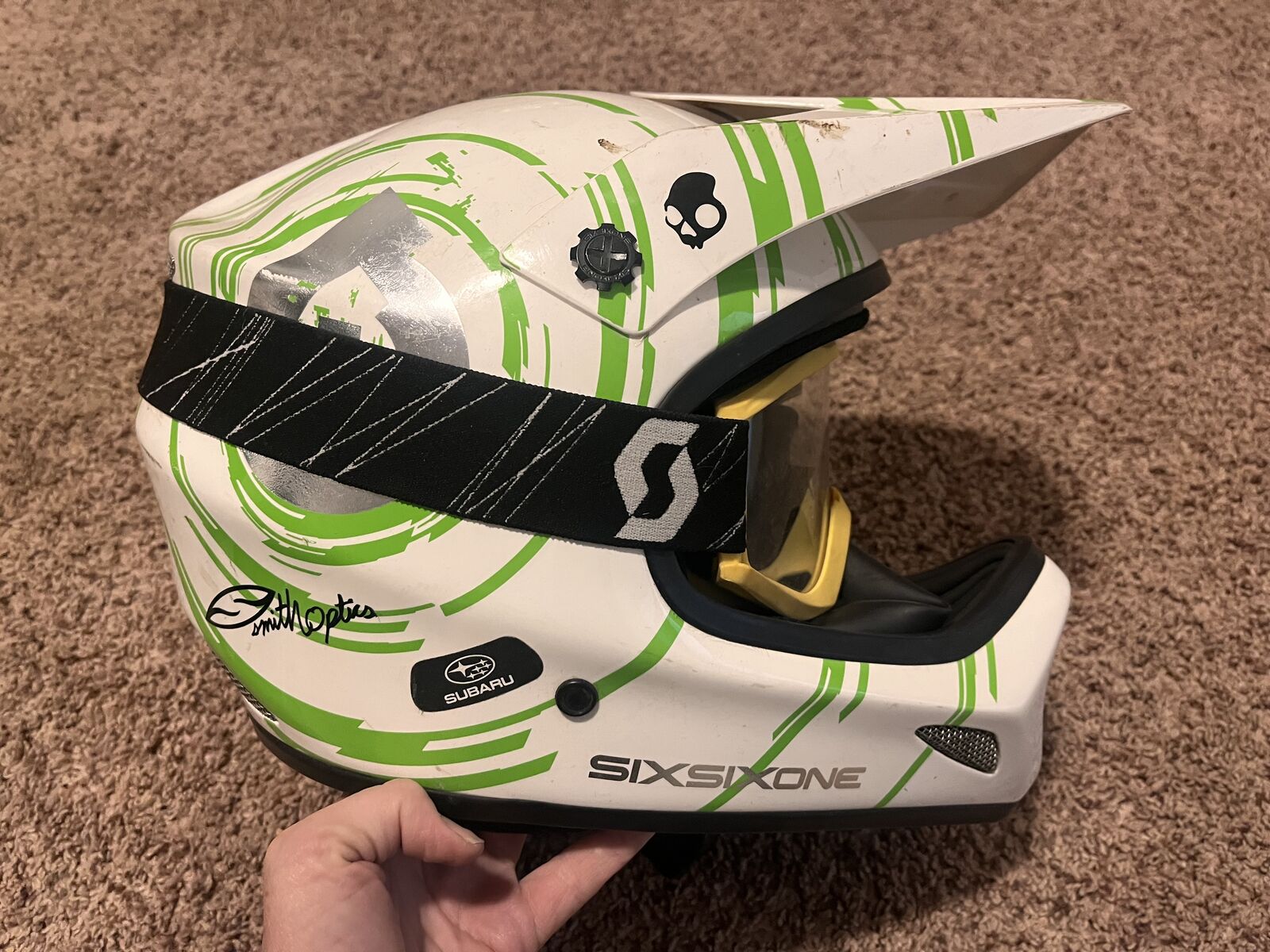 Mountain biking accessories kit