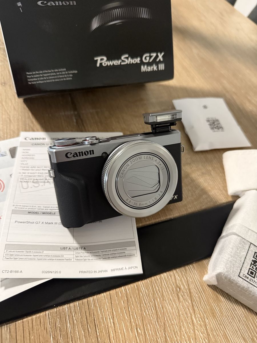 Brand NEW Canon PowerShot G7X Mark III Silver Camera