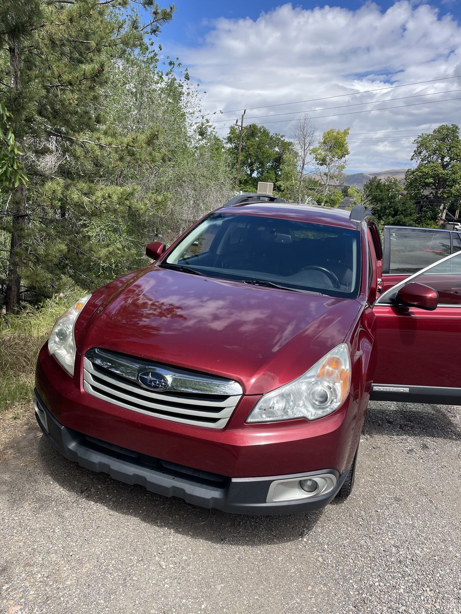 2012 Subaru Outback 2.5i Premium