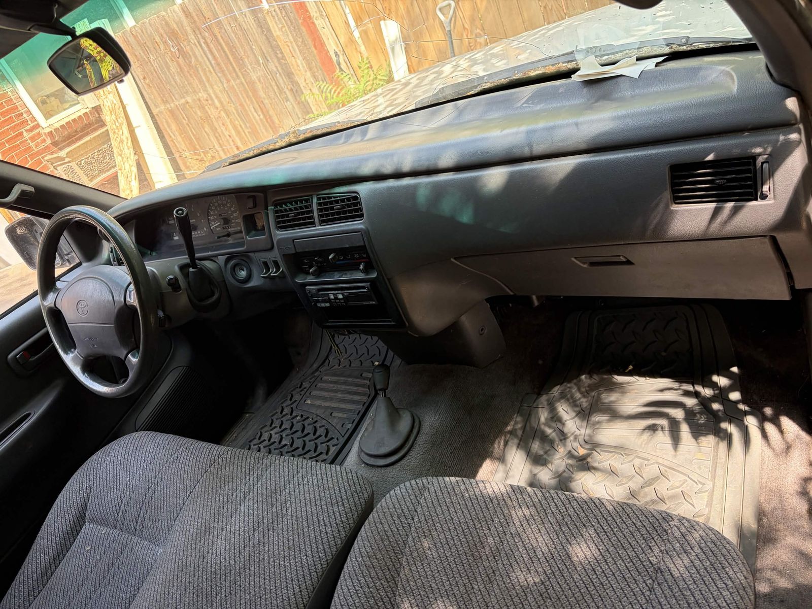 Main image 6