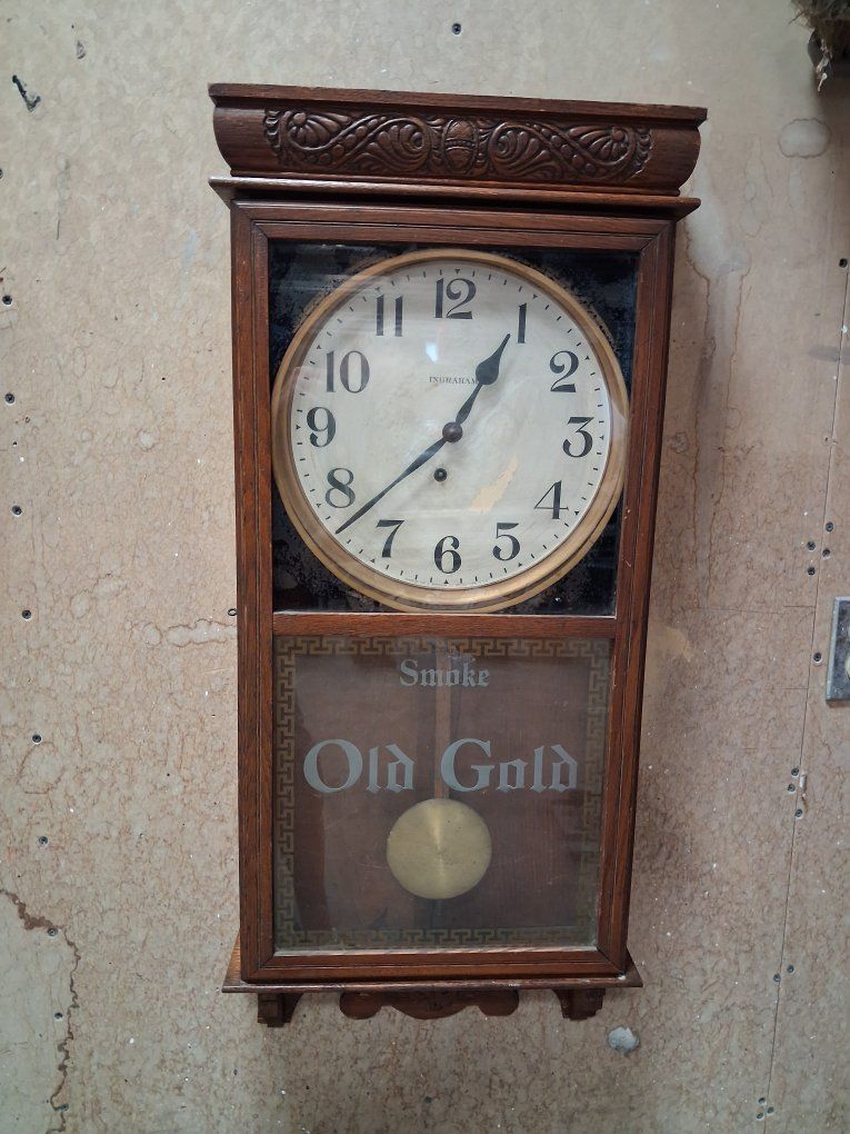 ANTIQUE INGRAHAM WALL CLOCK