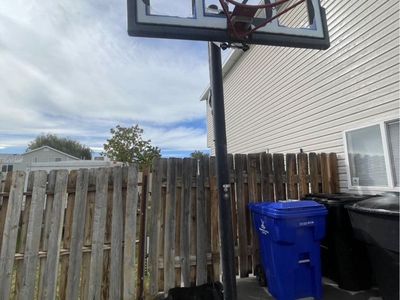 Basketball Court - Lifetime