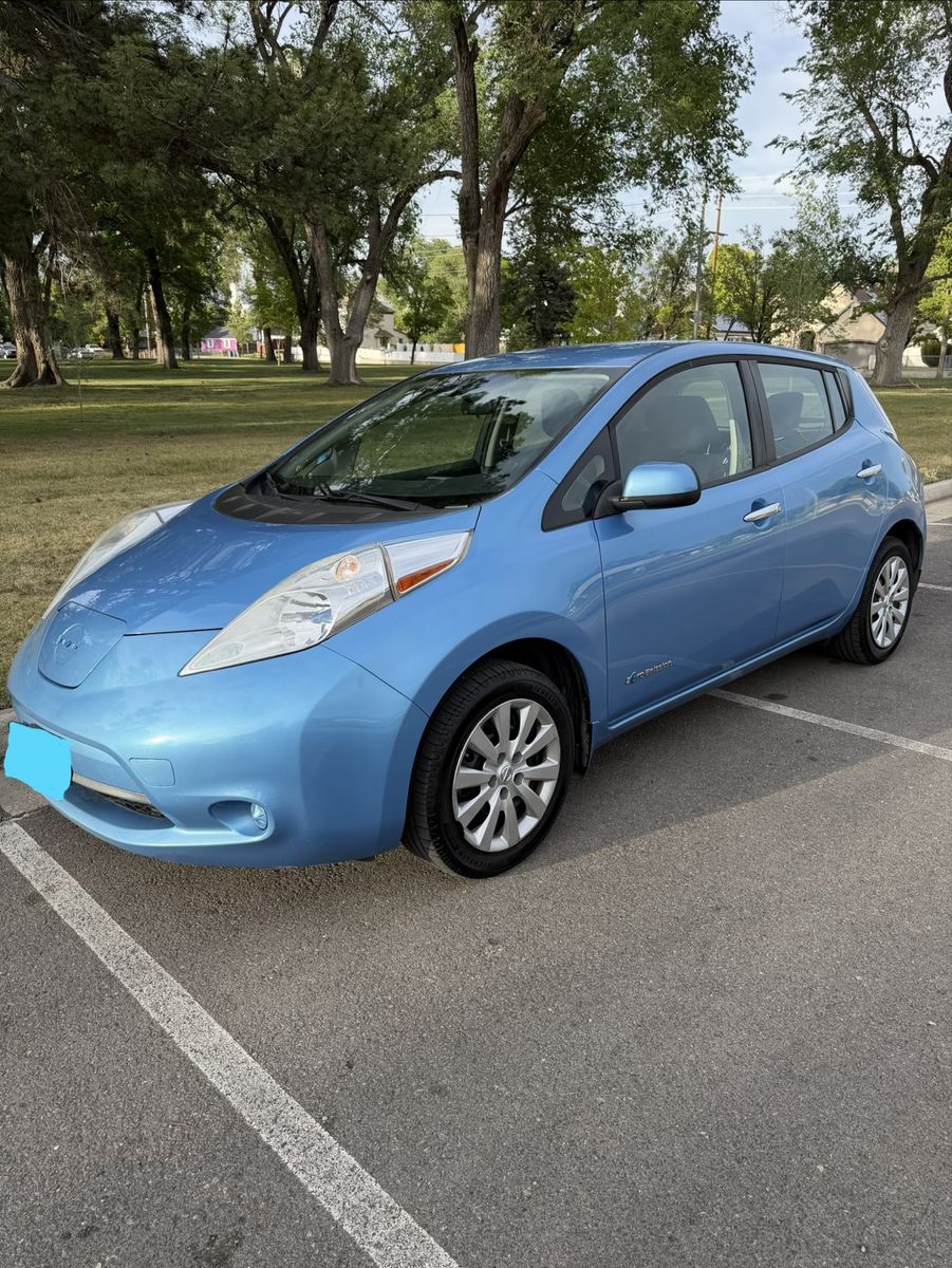 2014 Nissan Leaf S