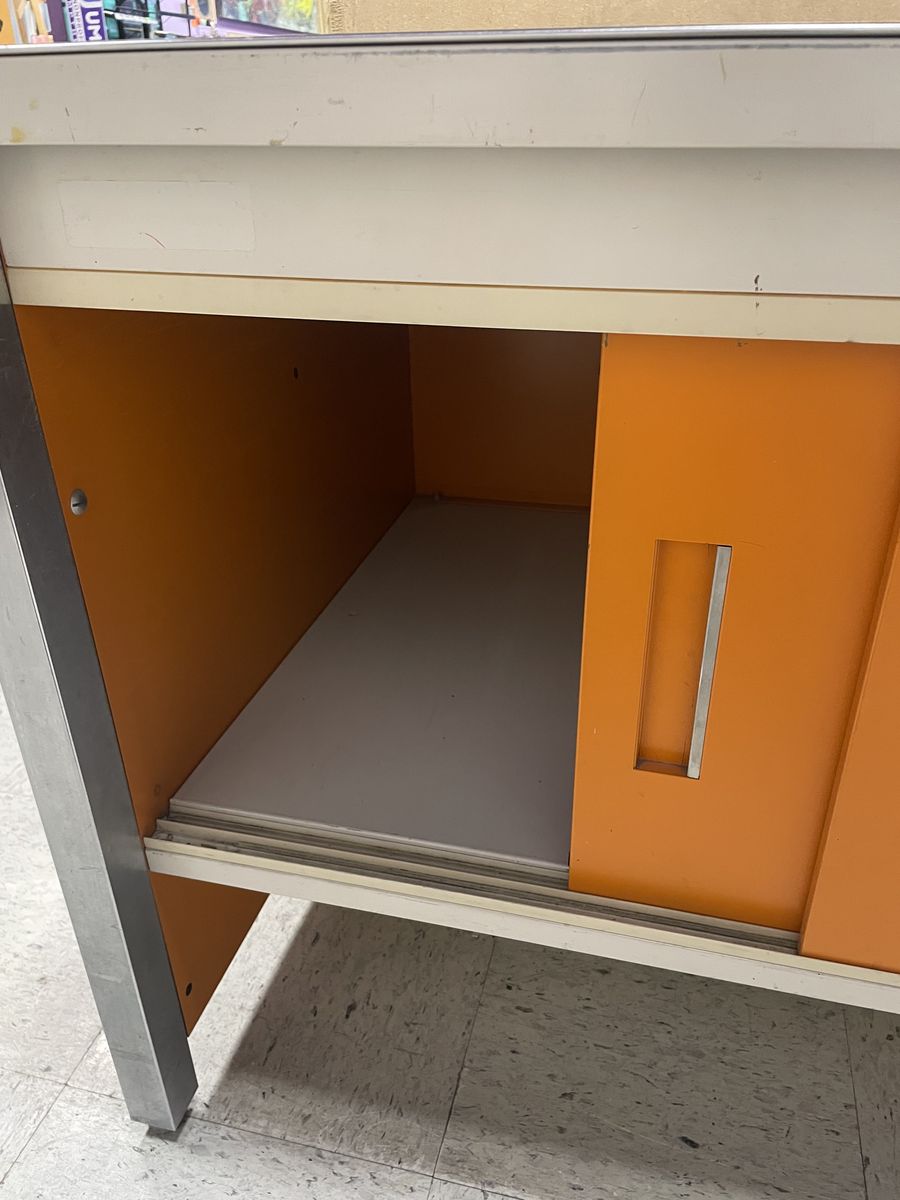 Main image 3