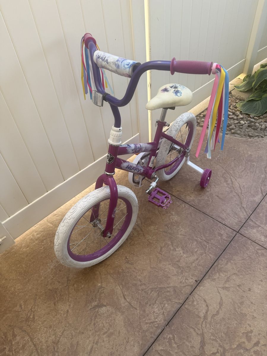 Huffy Sea Star Girls 16" Purple Training Wheel Bike with Streamers and Basket Ready