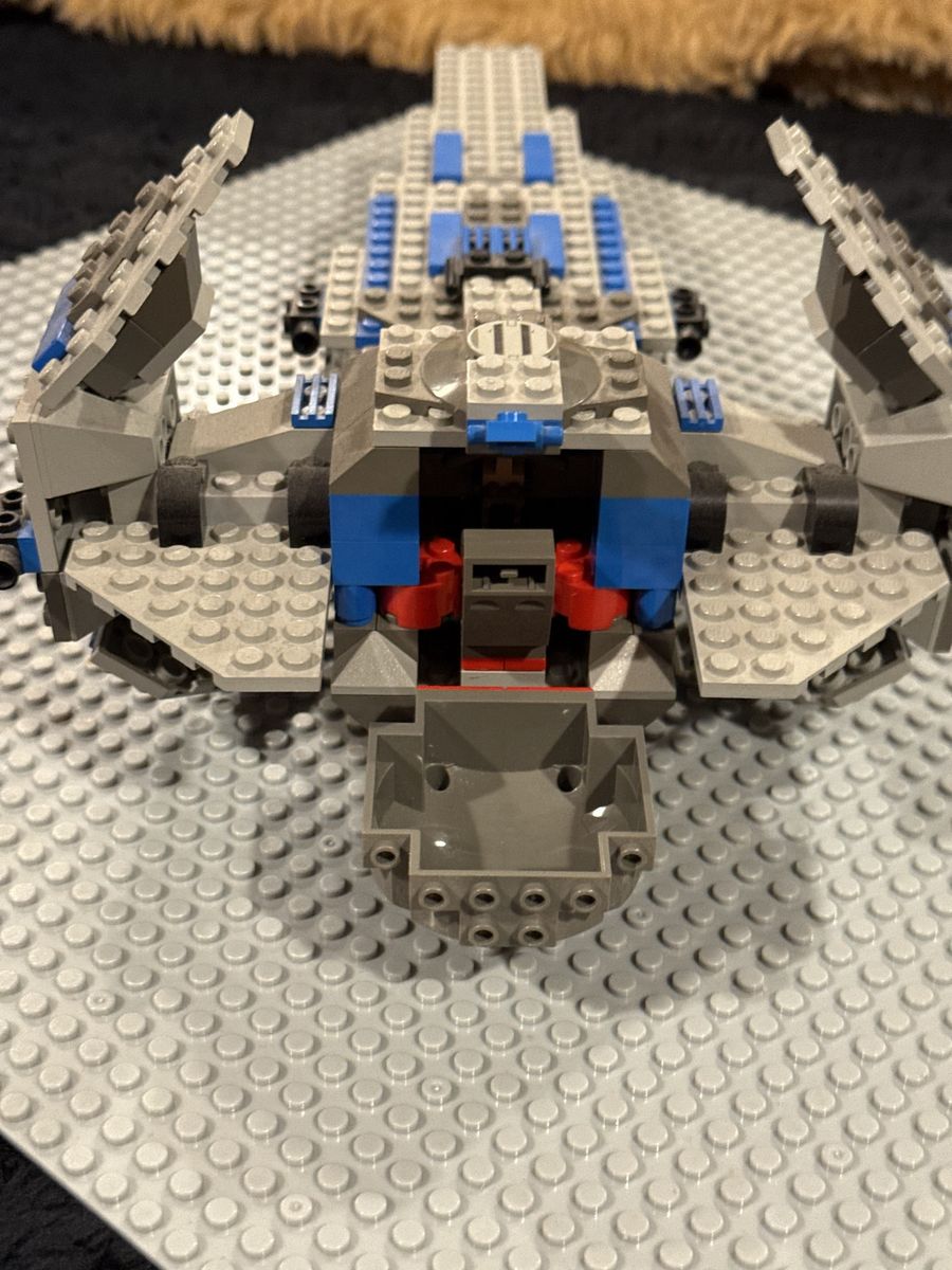 Main image 6