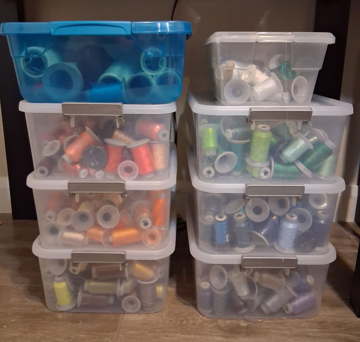 Lot: Embroidery Machine Thread