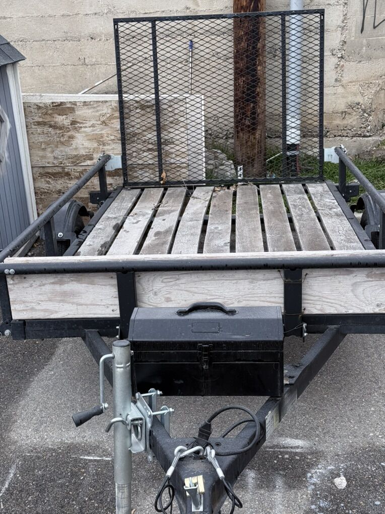 Utility Trailer 5'X10'