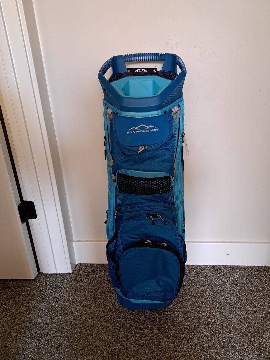 New Sun Mountain C130 Golf Bag