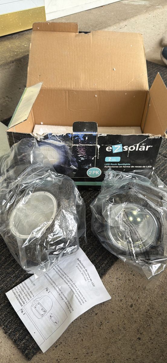 EZ Solar LED Rock Spotlights Outdoor Garden Lights 2-Pack Gray Finish