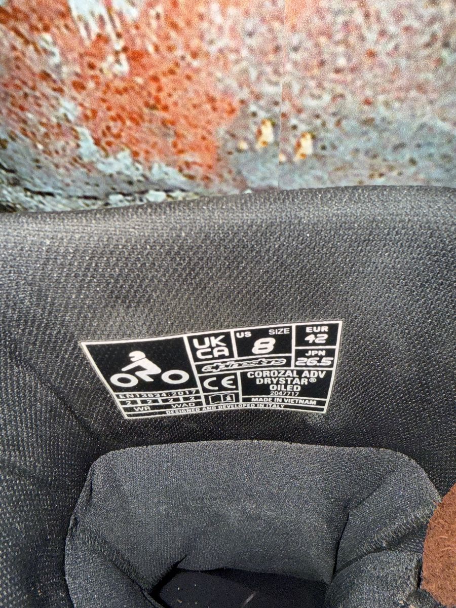 Main image 3