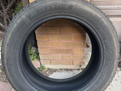 Snow tire