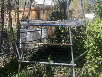 Metal climbing Gym with Vinyl platform