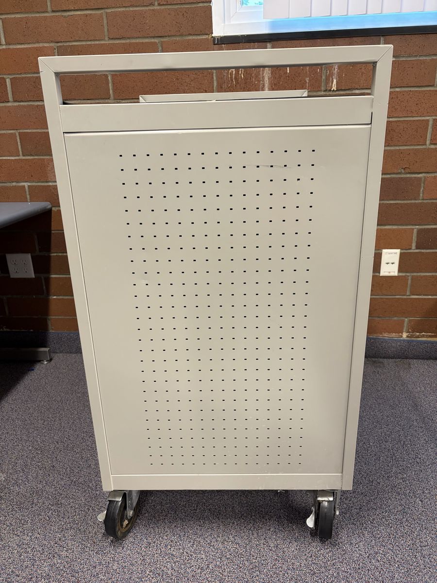 Main image 6