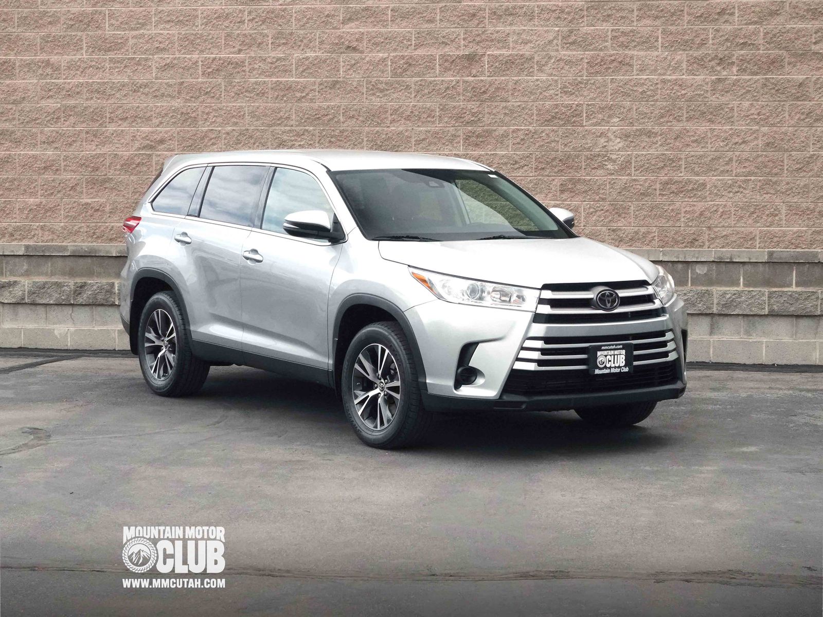 2019 Toyota Highlander LE