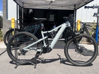 ARI Wire Peak Pro Build (M) - Carbon Wheels etc.