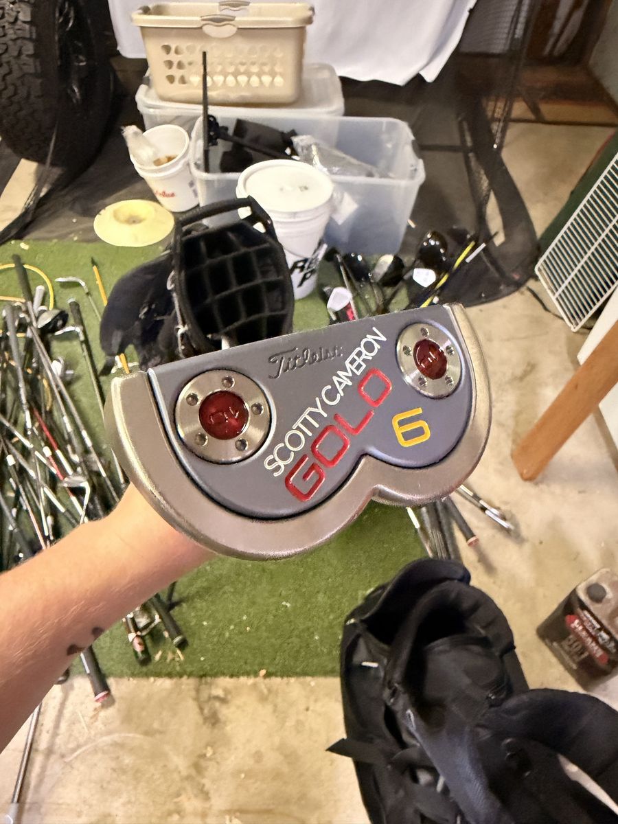 Titleist Scotty Cameron GOLO 6 Putter - Right Handed Golf Club